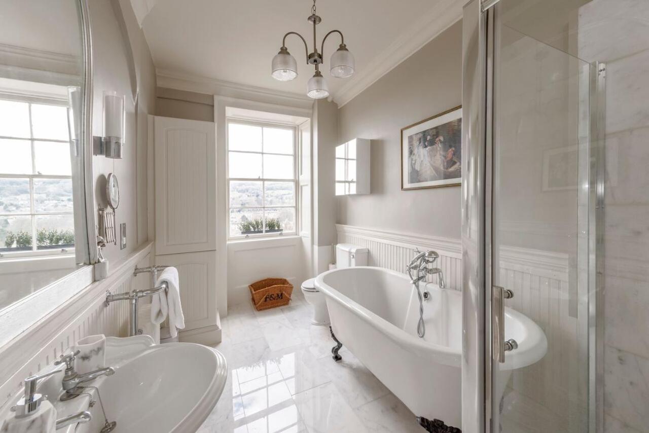 Luxury Two Floor Central Duplex Apartment Free Parking Bath Exteriör bild