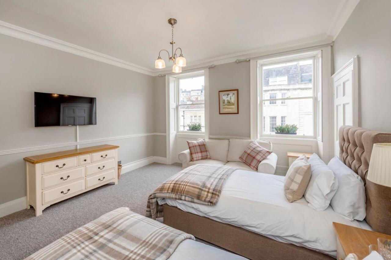 Luxury Two Floor Central Duplex Apartment Free Parking Bath Exteriör bild