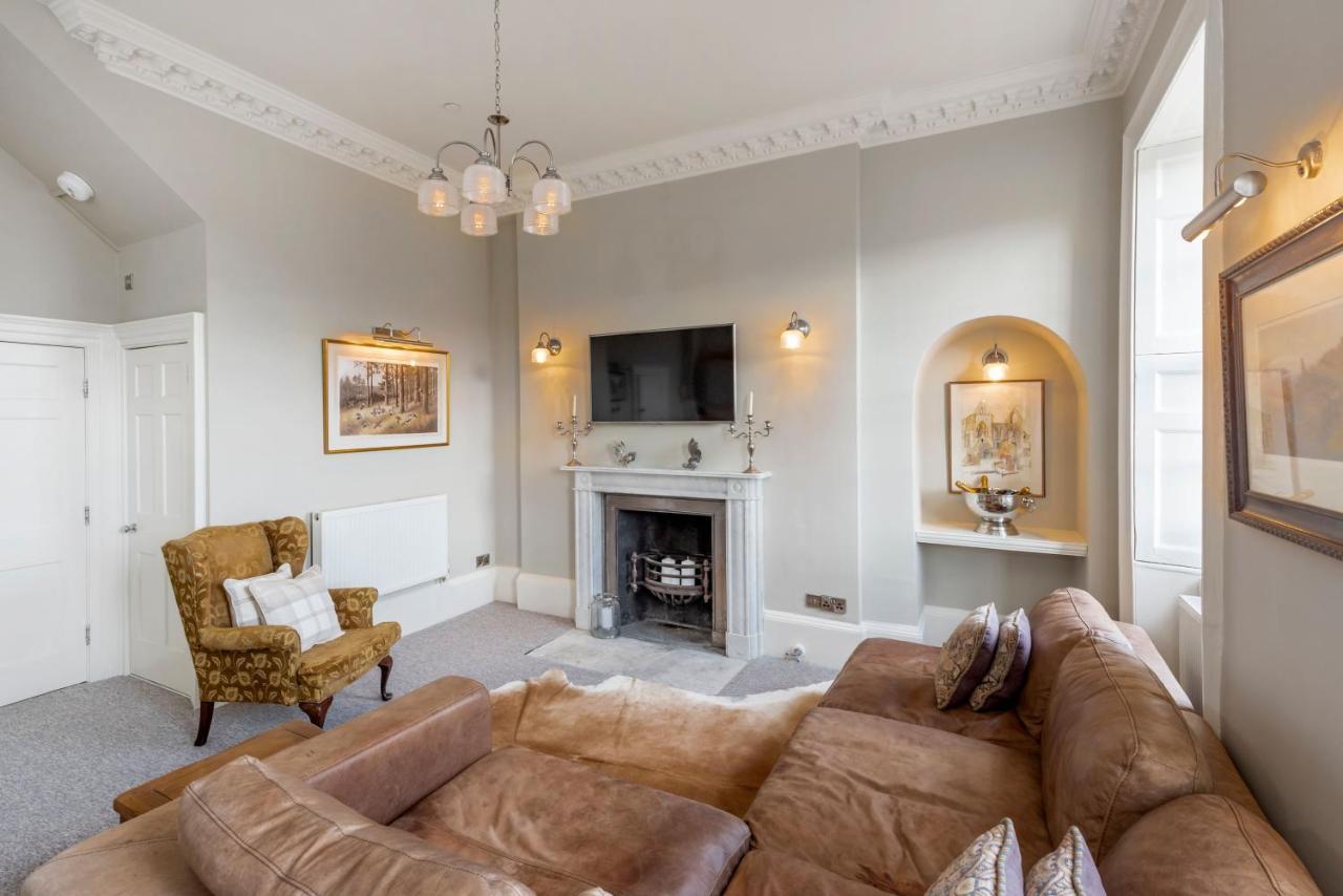 Luxury Two Floor Central Duplex Apartment Free Parking Bath Exteriör bild